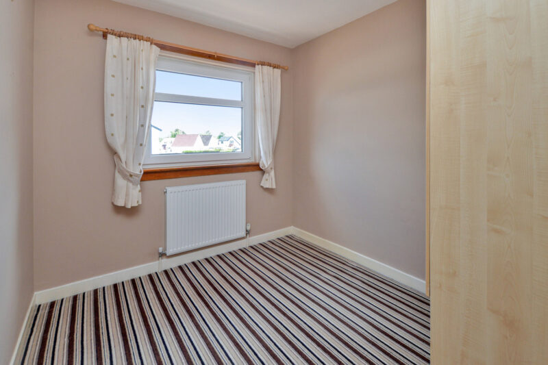 Olifard Avenue, Bothwell, G71 photo 14