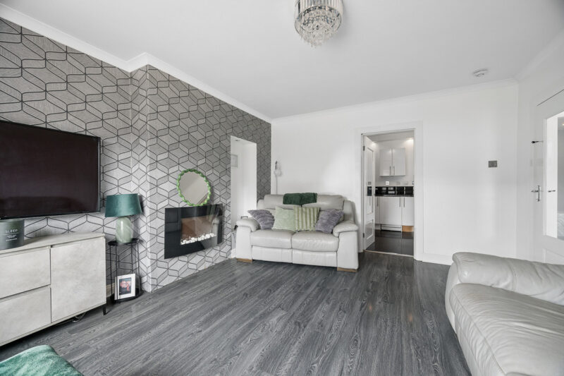 Small Crescent, Blantyre, G72 photo 4