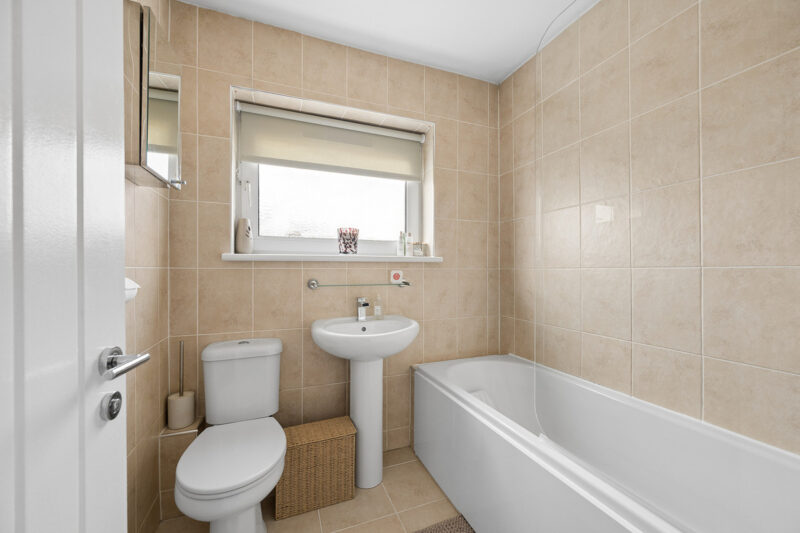 Brankholm Brae, Hamilton, ML3 photo 9
