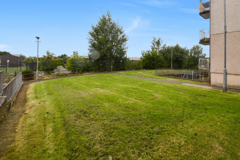 Franklin Place, East Kilbride, G75 photo 14