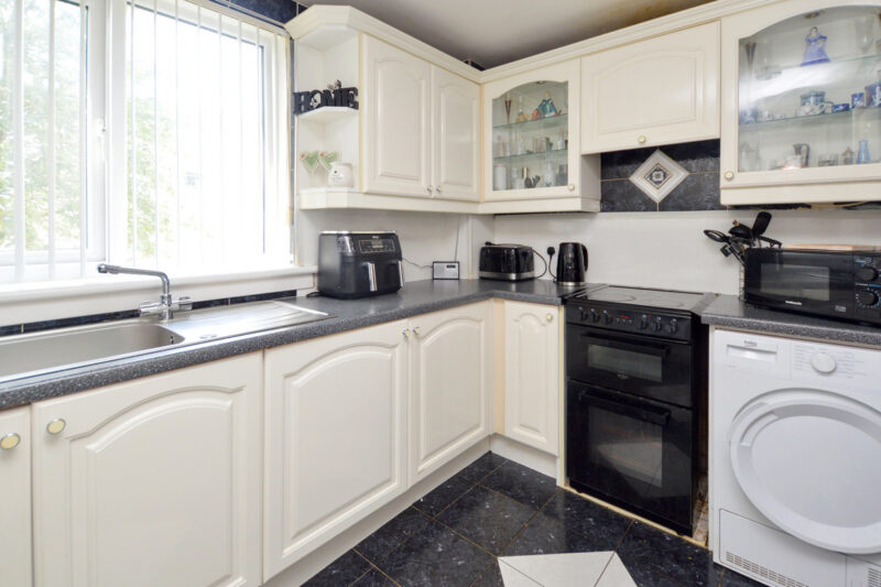 Franklin Place, East Kilbride, G75 photo 10